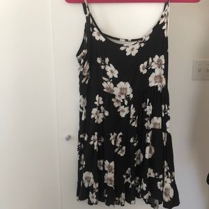 Brandy Melville floral dress